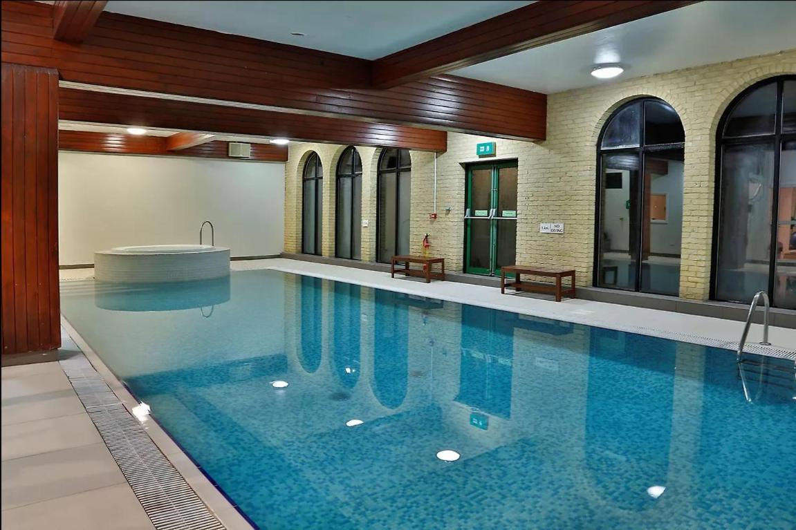 Hotel The University Of Buckingham - Mount Pleasant Esterno foto